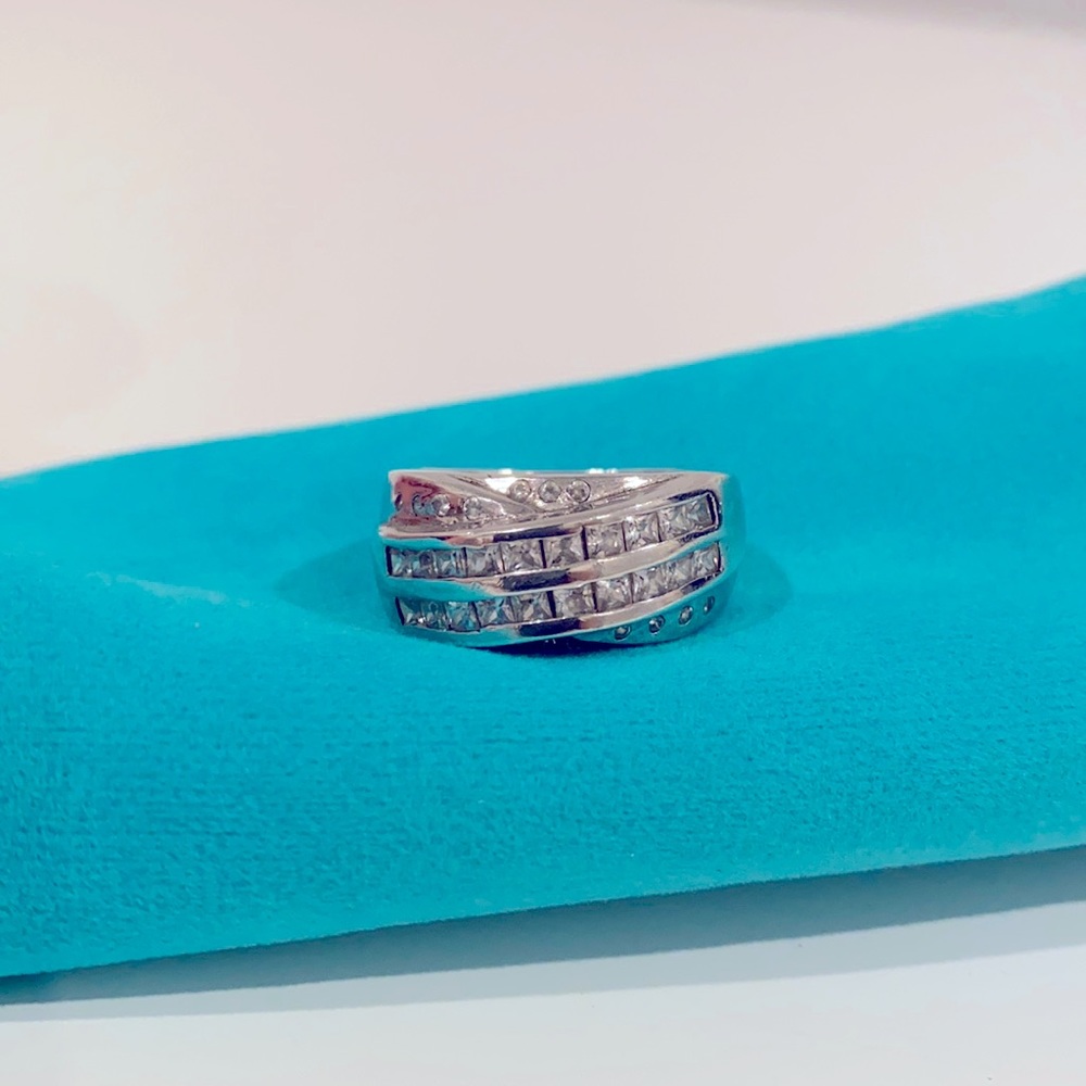 Silver wide-band ring with diamond-like studs GUC
